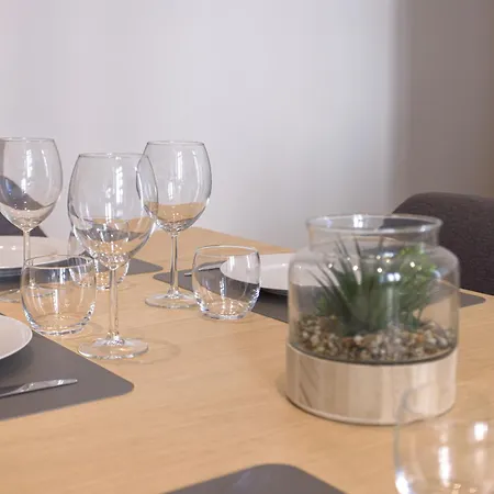 Apartmán L'elegance Rue D'antibes - Palais & Plages - 200 M Croisette - Parking Prive - Clim - Wifi *