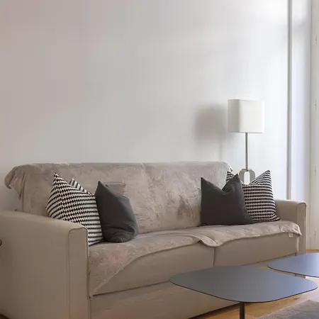 L'elegance Rue D'antibes - Palais & Plages - 200 M Croisette - Parking Prive - Clim - Wifi Cannes