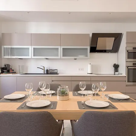 Apartmán L'elegance Rue D'antibes - Palais & Plages - 200 M Croisette - Parking Prive - Clim - Wifi