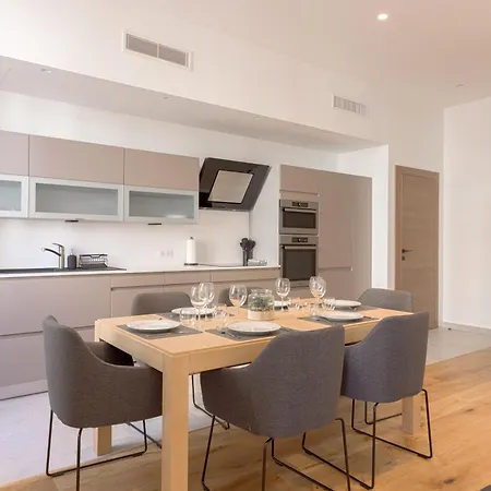 L'elegance Rue D'antibes - Palais & Plages - 200 M Croisette - Parking Prive - Clim - Wifi Apartmán