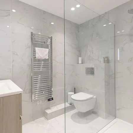 L'elegance Rue D'antibes - Palais & Plages - 200 M Croisette - Parking Prive - Clim - Wifi Cannes