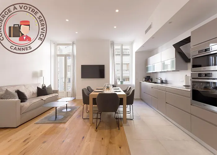 L'elegance Rue D'antibes - Palais & Plages - 200 M Croisette - Parking Prive - Clim - Wifi Apartman Cannes