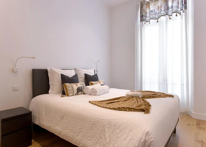 L'elegance Rue D'antibes - Palais & Plages - 200 M Croisette - Parking Prive - Clim - Wifi Cannes